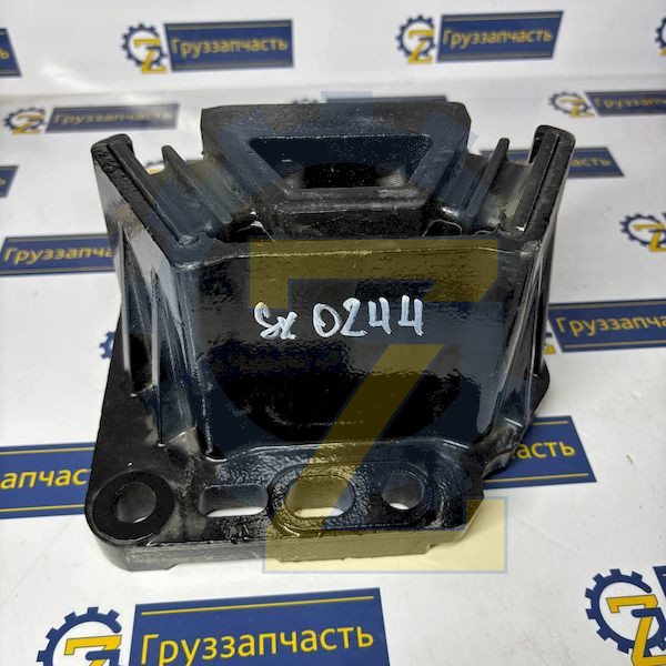 Подушка двигателя задняя правая Shacman X3000, X5000 (Оригинал)